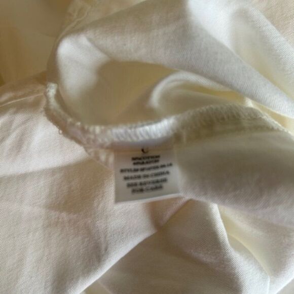 Arula For Captivating You White button down 1 pocket top, size 3X - Picture 5 of 5